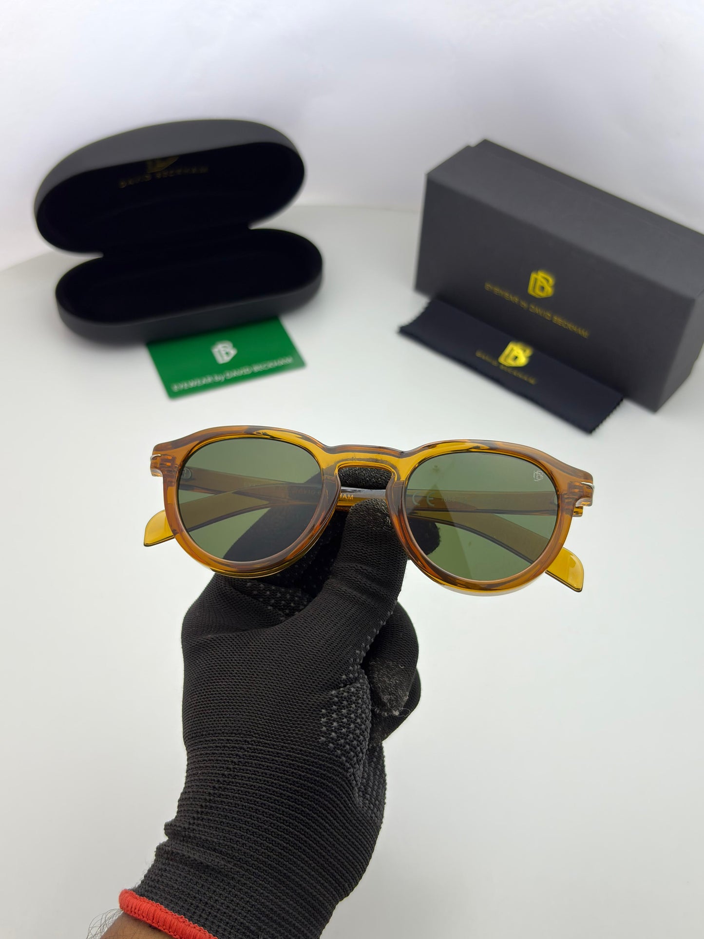 EYEWEAR BY DAVID BECKHAM SUNGLASS