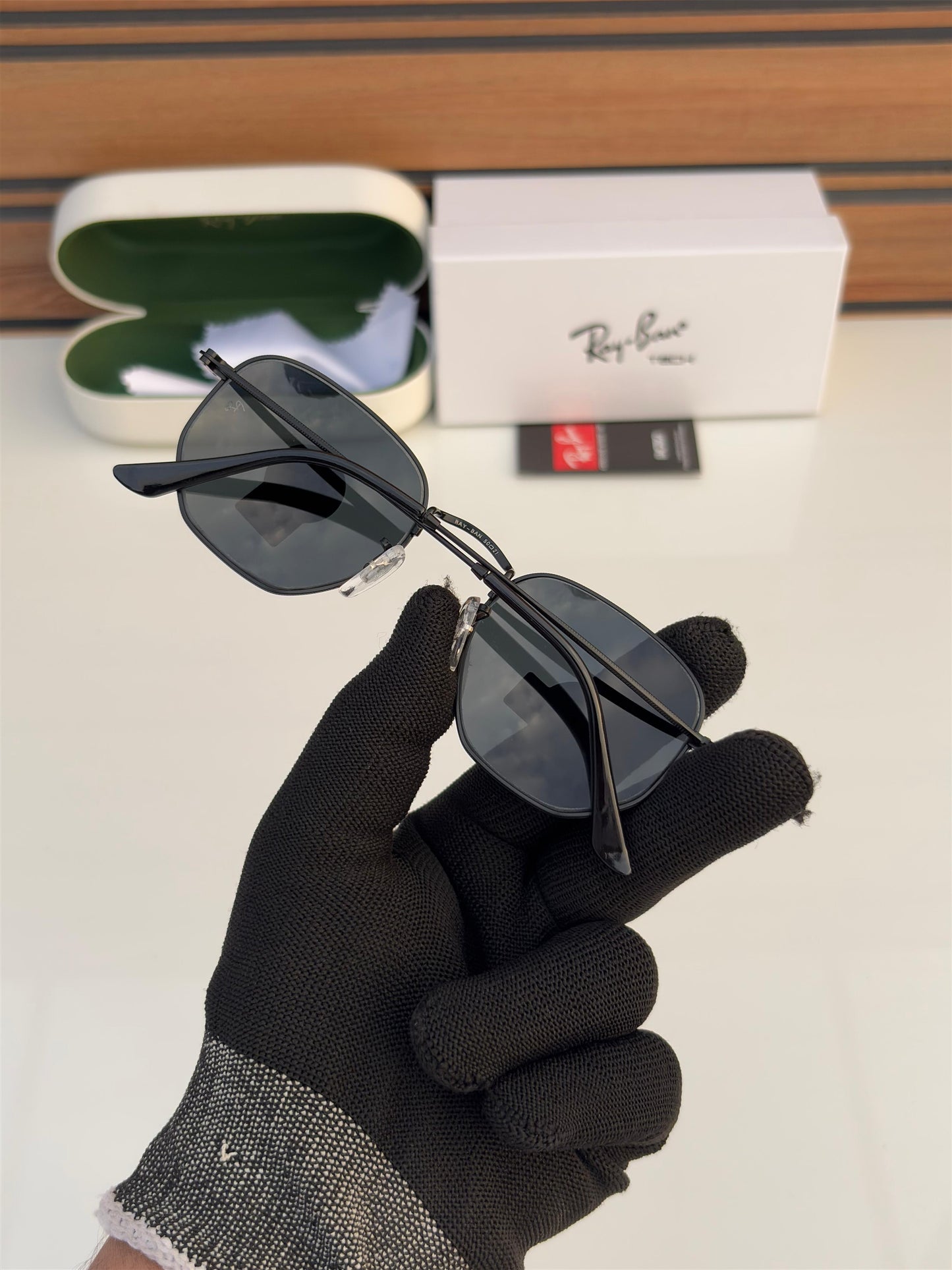 Fancy Ray Ban Round Shape And Black Frame Sunglasses