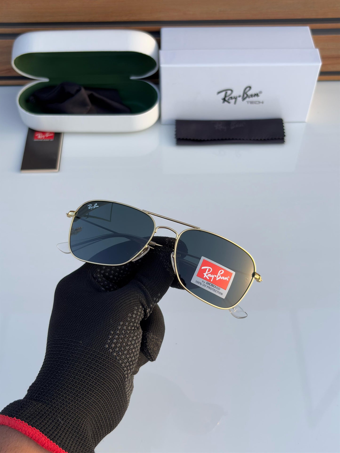 Ray - Ban Black Unisex Sunglasses