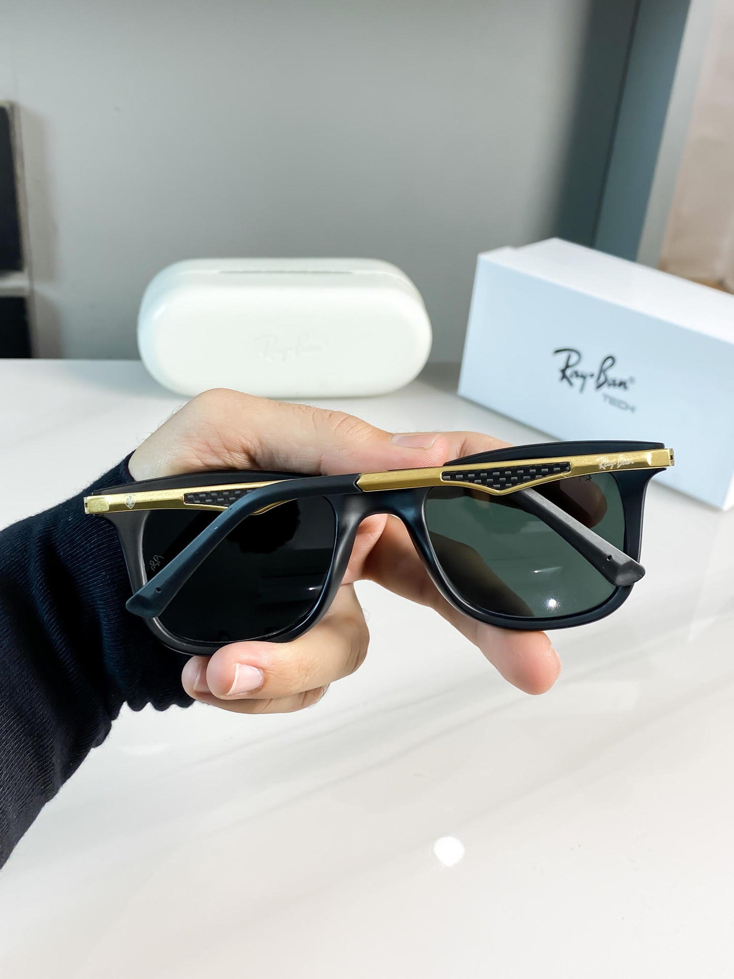Trendy Ray-Ban Black Frame Wayfarer Sunglasses