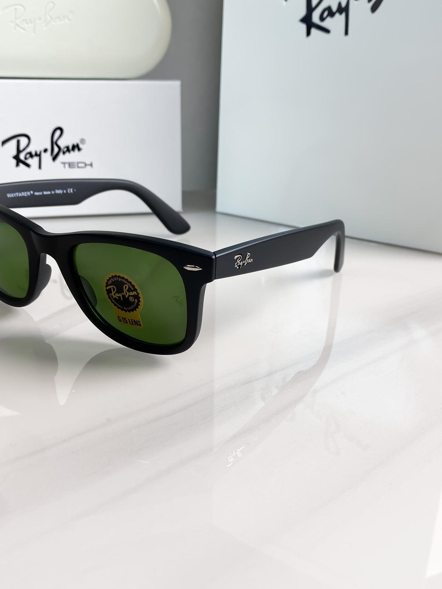 Wayfarer Ray Ban Green Sunglasses