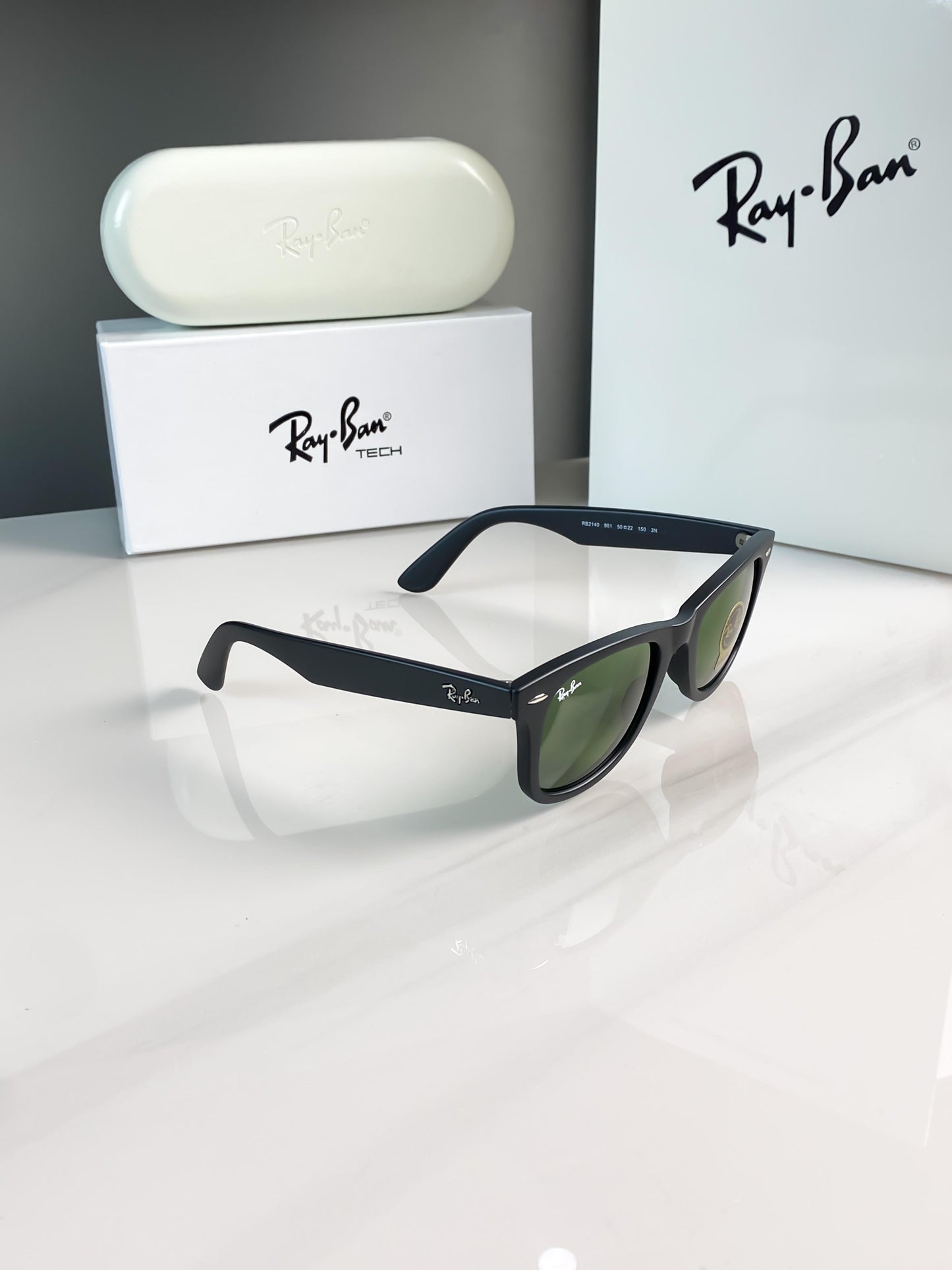 Wayfarer Ray Ban Green Sunglasses