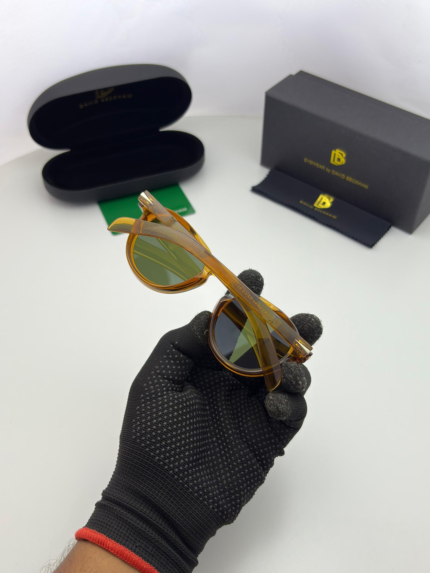 EYEWEAR BY DAVID BECKHAM SUNGLASS