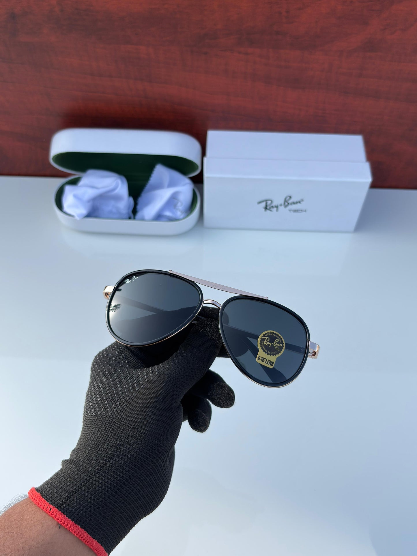 Classic look Ray Ban Black And Rose Gold Sunglasses